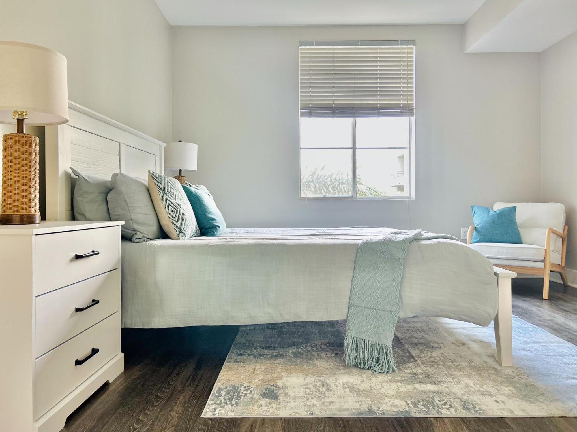 2Bd 2Ba Santa Monica Apartment With Relaxing Pool View Los Angeles Ngoại thất bức ảnh