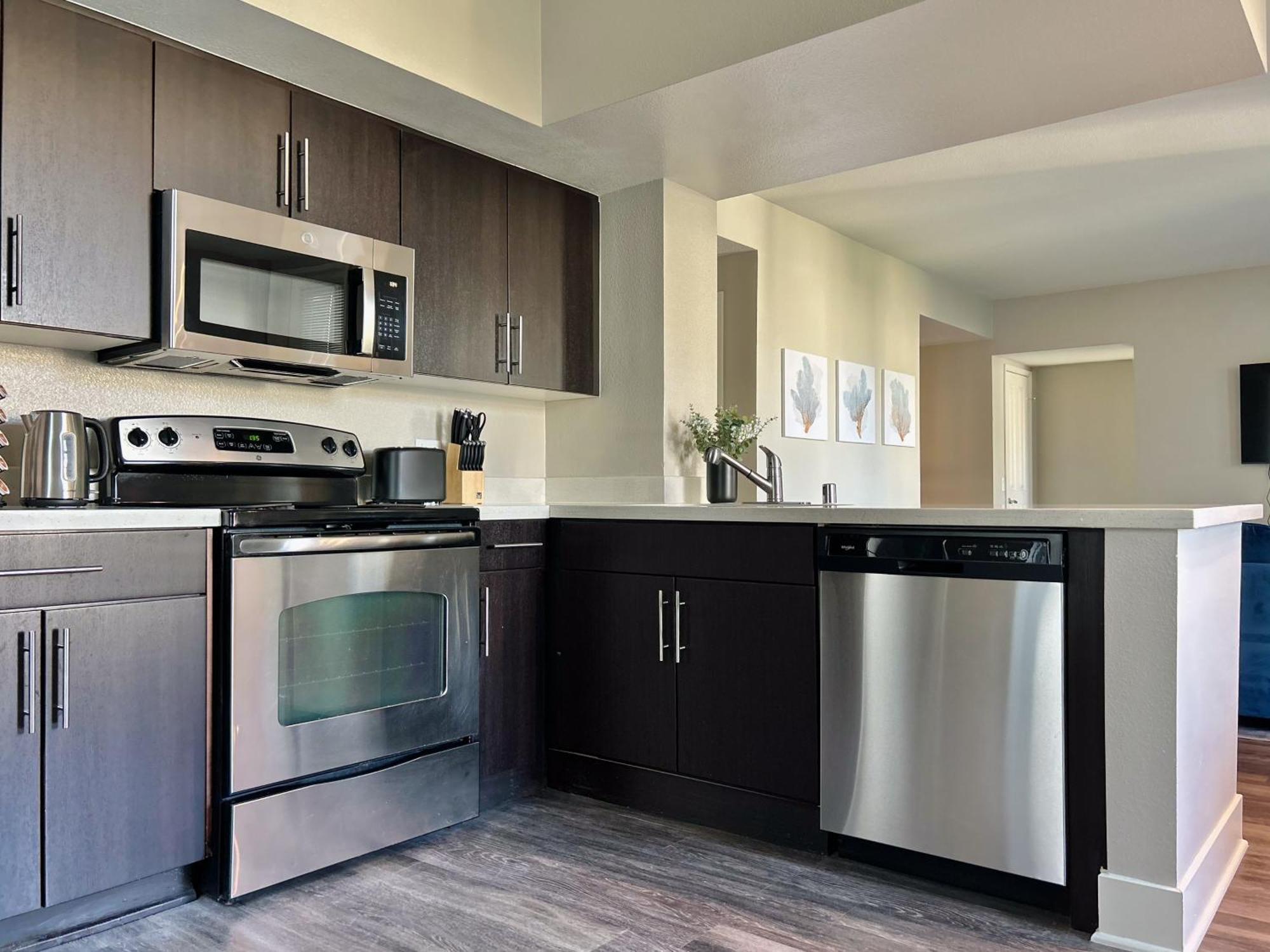 2Bd 2Ba Santa Monica Apartment With Relaxing Pool View Los Angeles Ngoại thất bức ảnh
