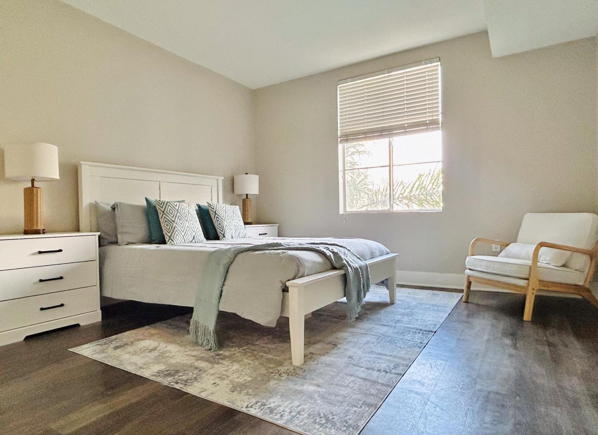 2Bd 2Ba Santa Monica Apartment With Relaxing Pool View Los Angeles Ngoại thất bức ảnh